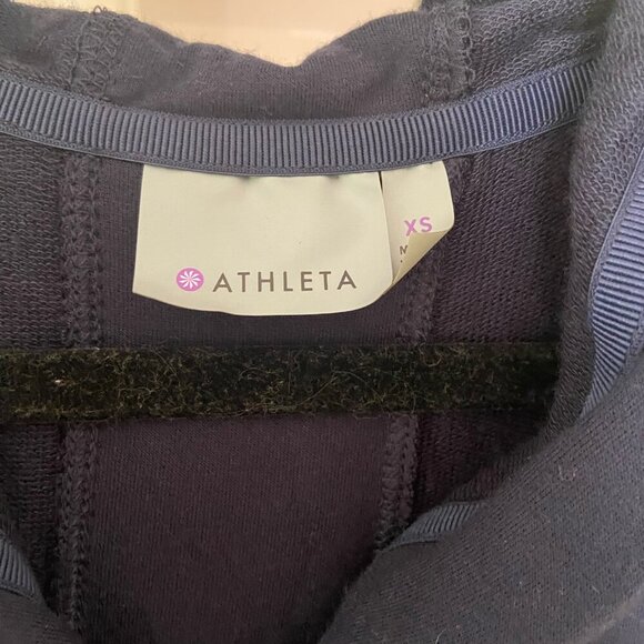 Athleta Cozy Soft Navy Sleveless Zip Up Vest With Ties, Pockets, Hood Size XS - Picture 4 of 9